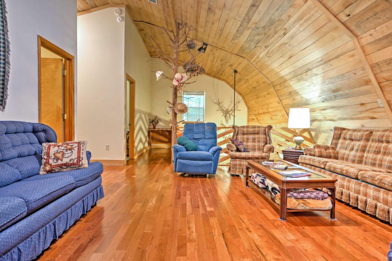 Rustic Taswell Cabin Grill And Walk To Patoka Lake! Екстер'єр фото
